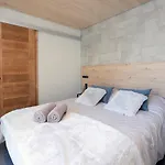 Chalet Horizon Blanc - Vue Exceptionnelle Loup Blanc -sauna Exterieur Ours Des Glaces -5 Etoiles Les Deux Alpes