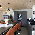 Chalet Horizon Blanc - Vue Exceptionnelle Loup Blanc -sauna Exterieur Ours Des Glaces -5 Etoiles