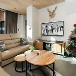 Chalet Horizon Blanc - Vue Exceptionnelle Loup Blanc -sauna Exterieur Ours Des Glaces -5 Etoiles Les Deux Alpes