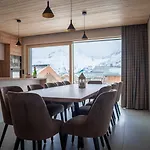 Horizon Blanc - Vue Exceptionnelle Loup Blanc -sauna Exterieur Ours Des Glaces -5 Etoiles