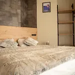 Chalet Horizon Blanc - Vue Exceptionnelle Loup Blanc -sauna Exterieur Ours Des Glaces -5 Etoiles